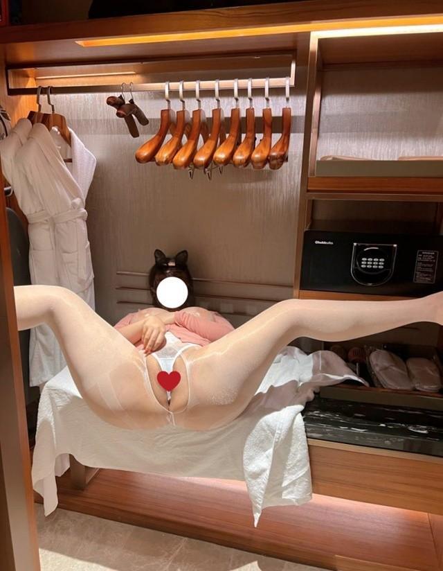 [微密圈]迷人的五姨太 – 0915[33P1V-197MB]-2