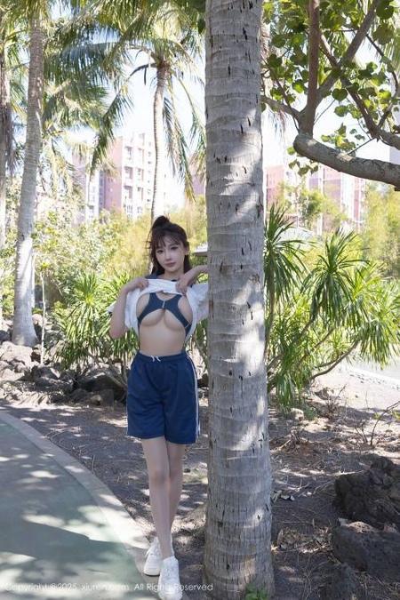 [Xiuren秀人网] 2025.03.06 NO.9979 陆萱萱 [85P 912.22 MB]