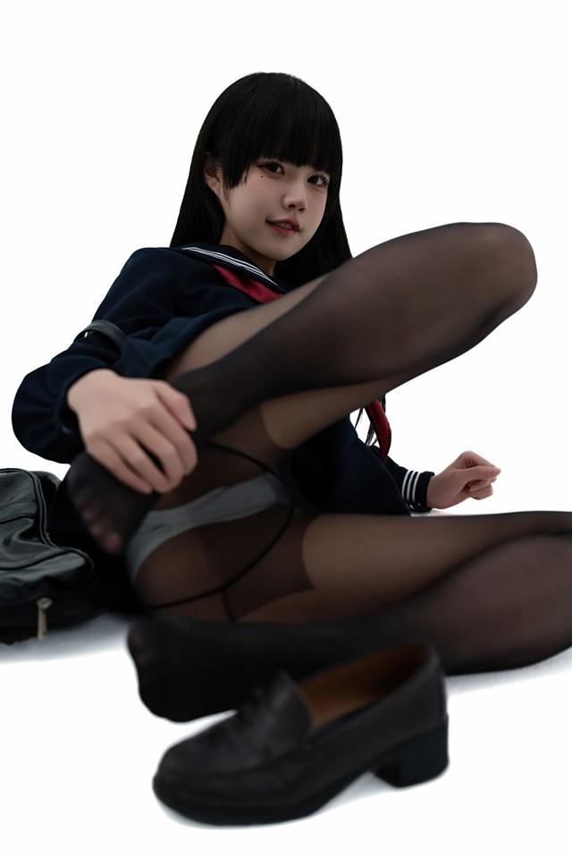 清水凪 – NO.029 後輩ちゃんの制服 [92P-304MB]