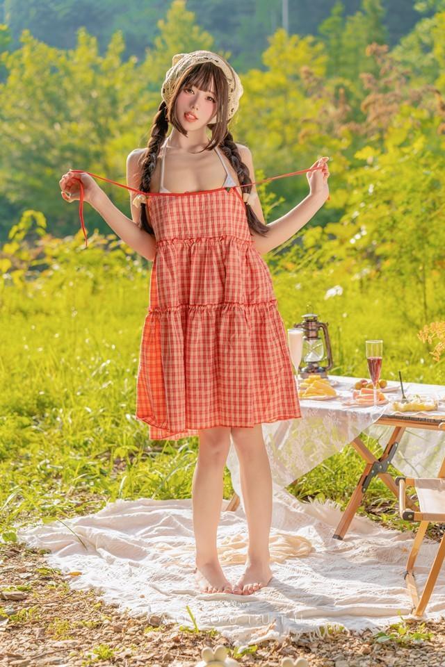 咬一口兔娘(yiko湿润兔) – 『绿野茶会』Lovesick girls [69P1V 1.35GB]-2